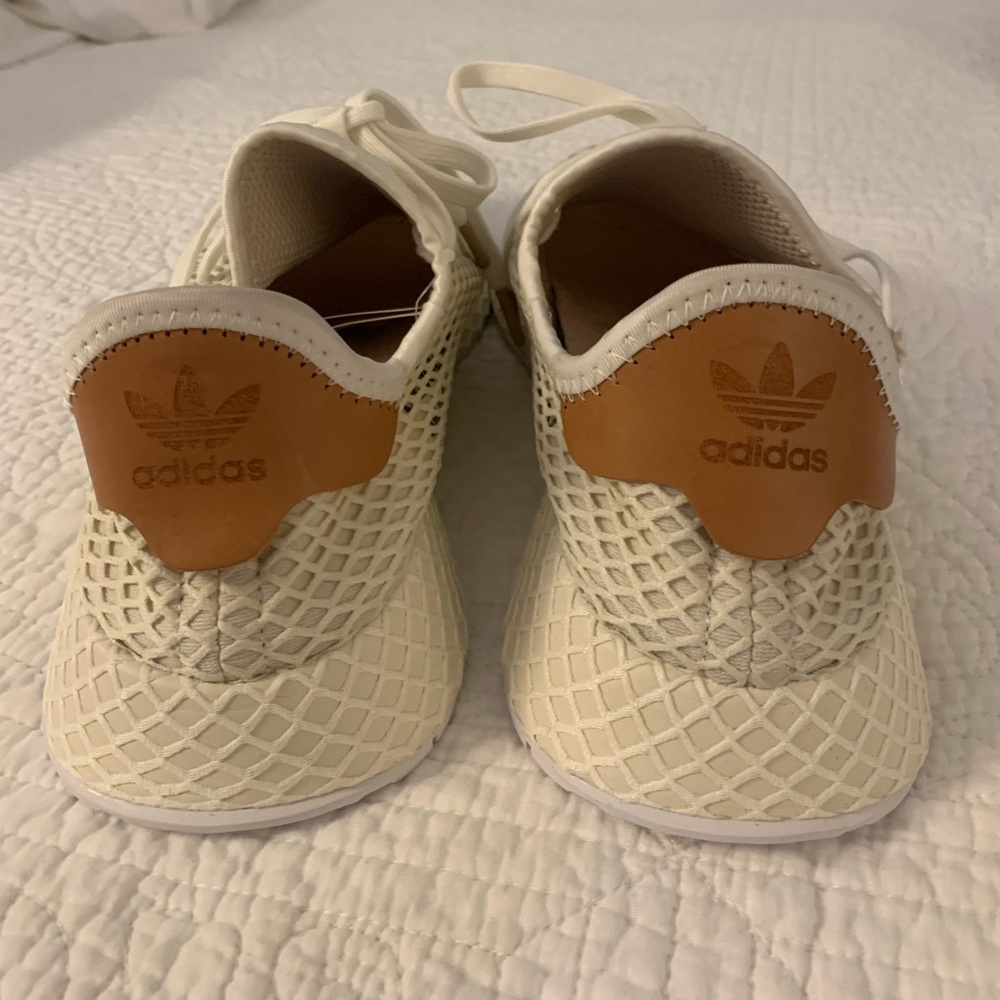 Adidas - Men’s Deerupt Runner Originals Running Shoe - Brand New